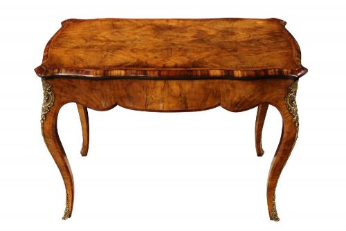 FINE MID19TH CENTURY FRENCH LOUIS XV STYLE BURR WALNUT FOLD OVER CARD GAMES TABLE