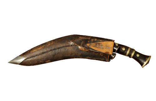 EARLY 20TH CENTURY GURKHA KUKRI KHUKURI WITH ORIGINAL SCABBARD AND TWO COMPANION KNIVES