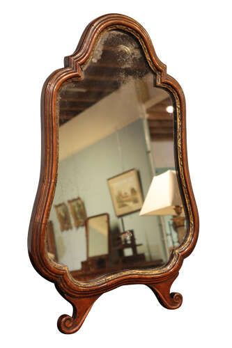 FINE 18TH CENTURY WALNUT STRUT DRESSING TABLE MIRROR WITH GILT SLIP - ADDITIONAL PHOTO 1
