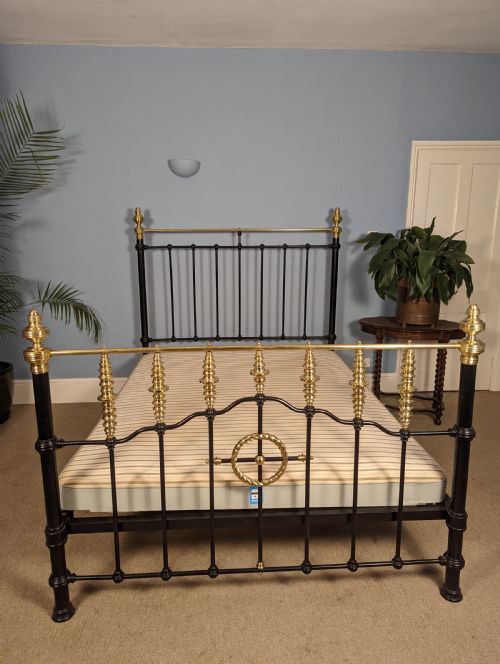 King Size (5ft) Victorian Brass and Iron Bed.