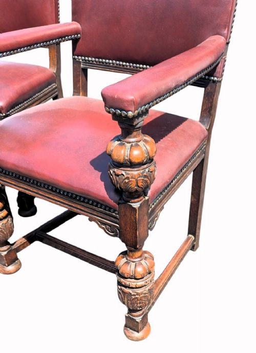 A SET OF EIGHT OAK DINING CHAIRS - ADDITIONAL PHOTO 6