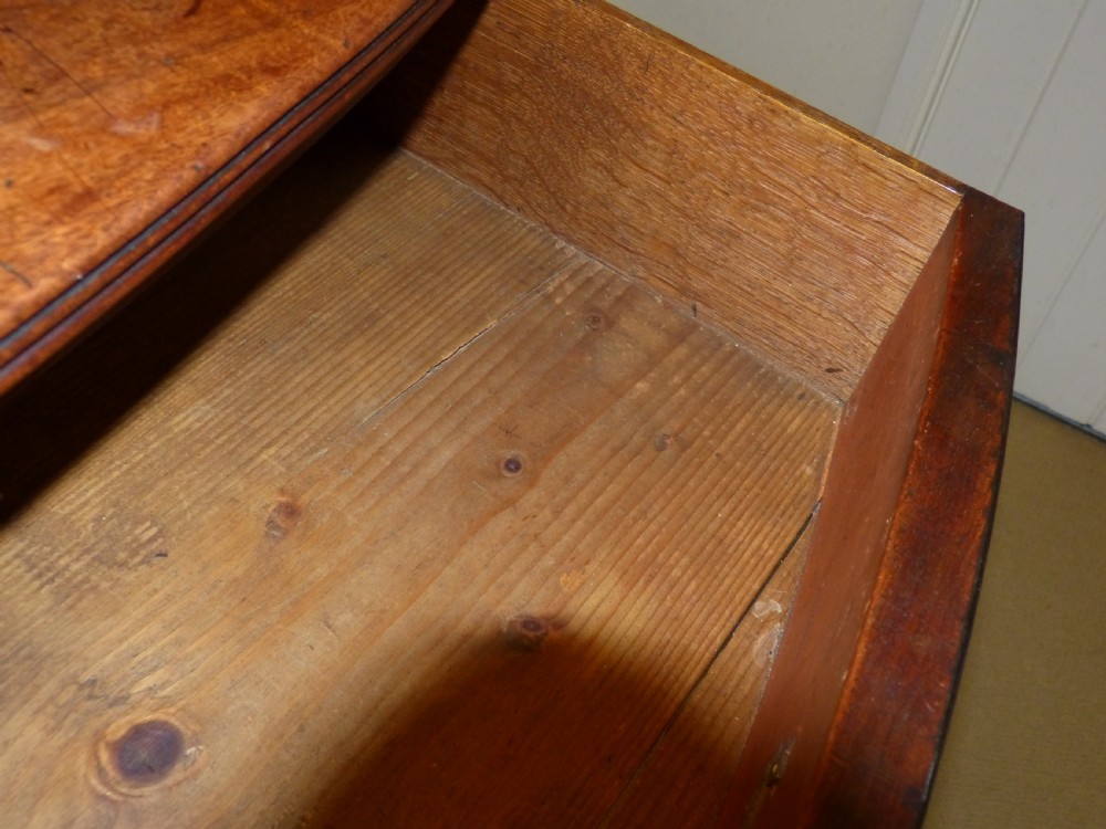 Late Victorian Satin Walnut Chest of Drawers View V