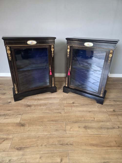 MATCHING TRUE PAIR OF VICTORIAN EBONISED PIER CABINETS - ADDITIONAL PHOTO 1