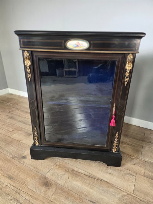 MATCHING TRUE PAIR OF VICTORIAN EBONISED PIER CABINETS - ADDITIONAL PHOTO 3