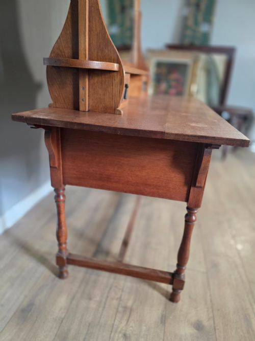 EARLY HEALS OF LONDON ANTIQUE OAK NEWLYN DRESSING TABLE - ADDITIONAL PHOTO 11