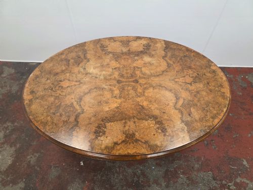 VICTORIAN BURR WALNUT TOPPED COFFEE TABLE IN A MODERN CAST IRON TRIPOD BASE - ADDITIONAL PHOTO 2