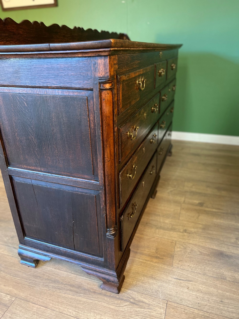 A good honest traditional oak Lancashire mule chest View VII