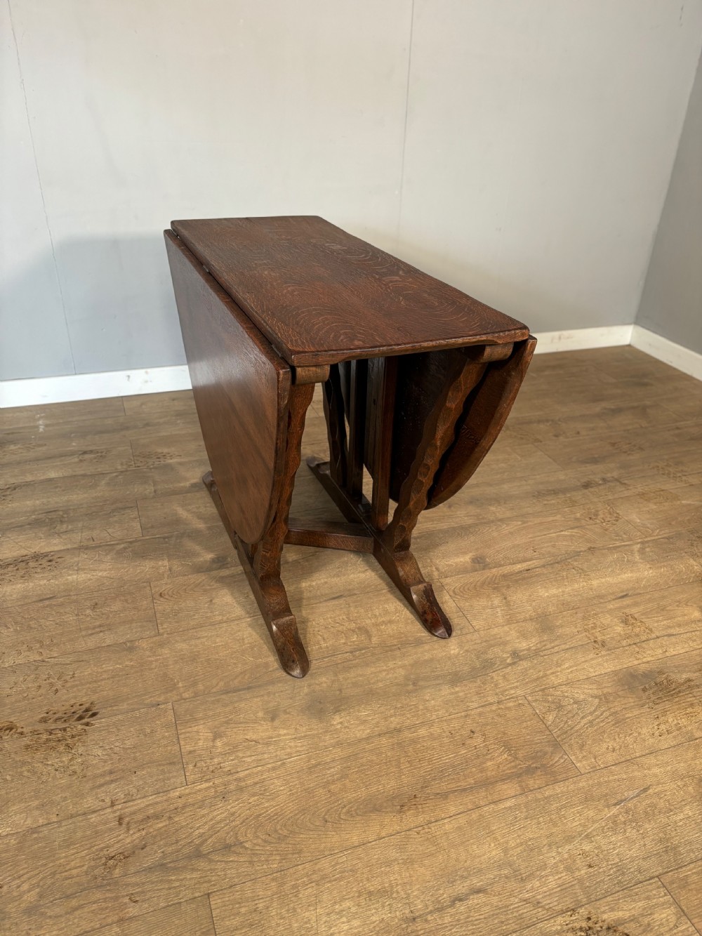 Romney Green arts and crafts drop leaf gateleg dining table View VII