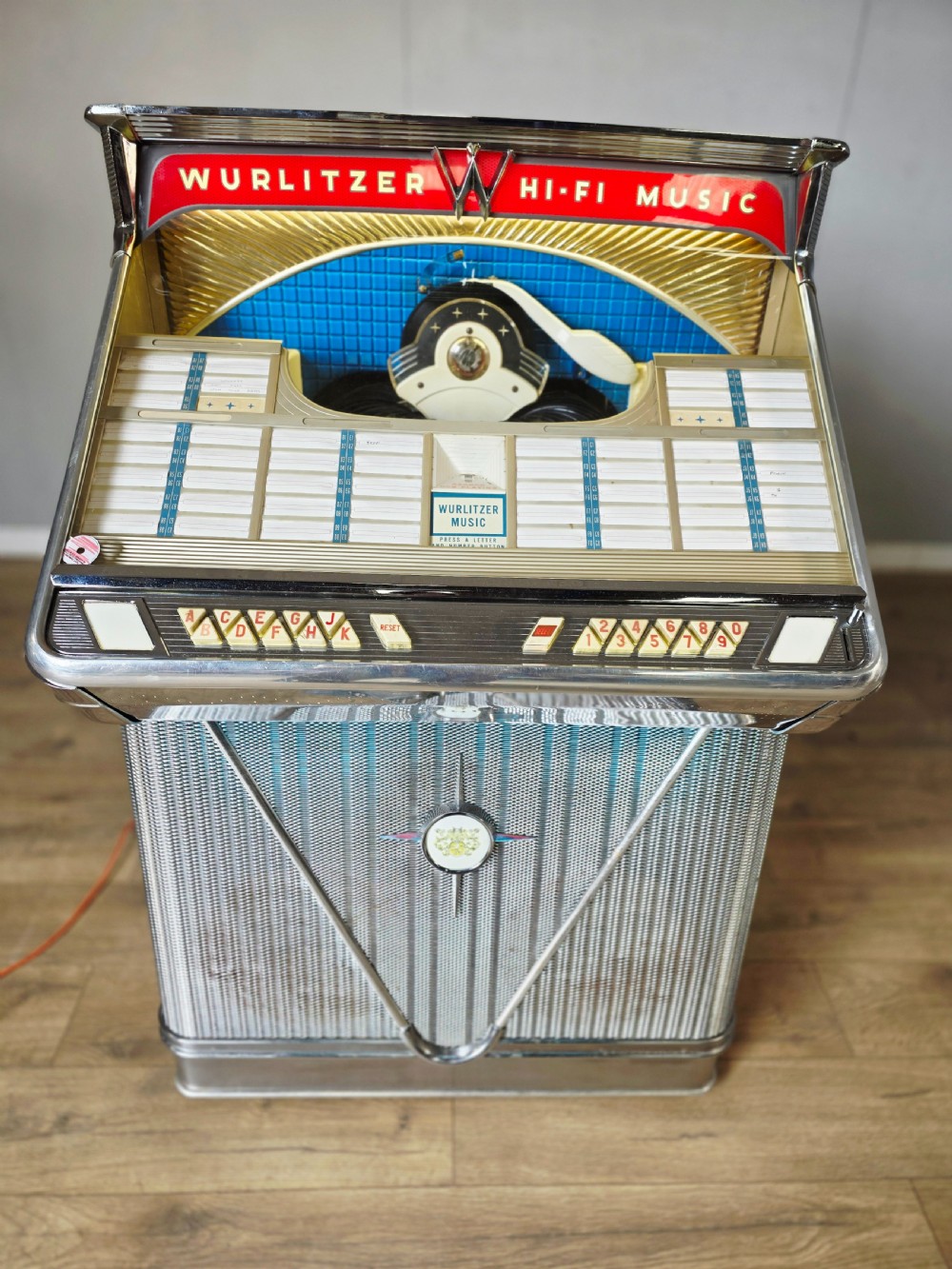 1950s Wurlitzer HI-FI Music Juke Box 