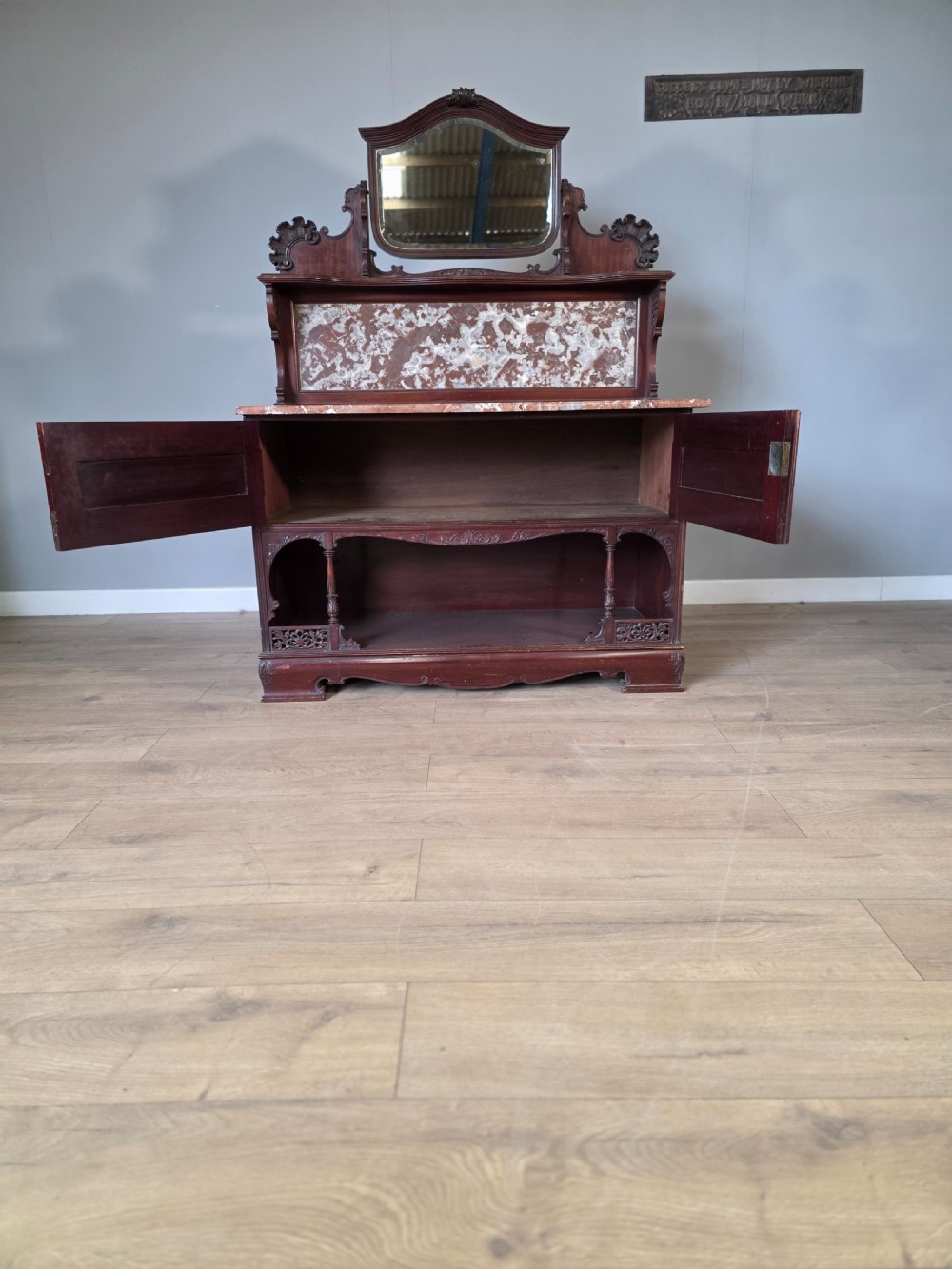 Antique 1900 Mahogany And Marble Top Wash Stand  View XV