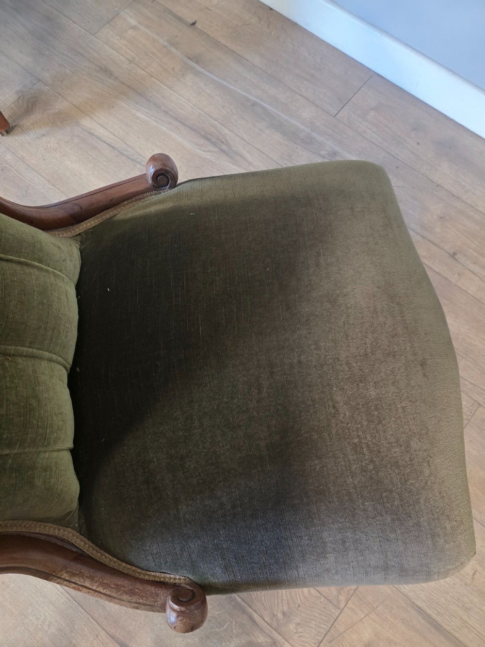 Pair of Victorian Ladies and Gents Spoon Back Chairs  View XI