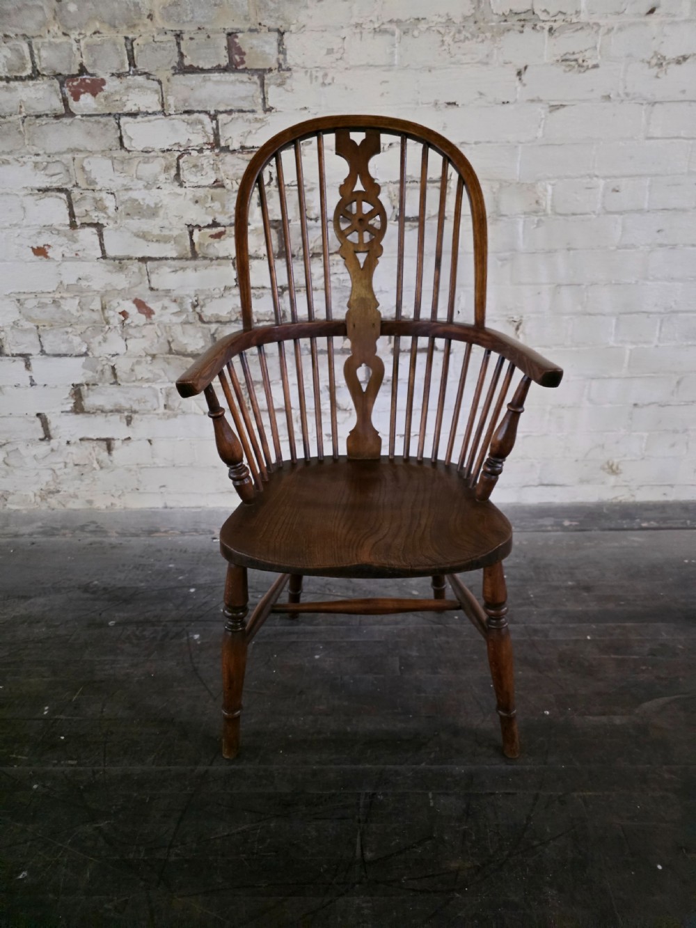 A pair of Antique Elm Ash and Beach High Back Windsor Chairs 1920s.  View VII