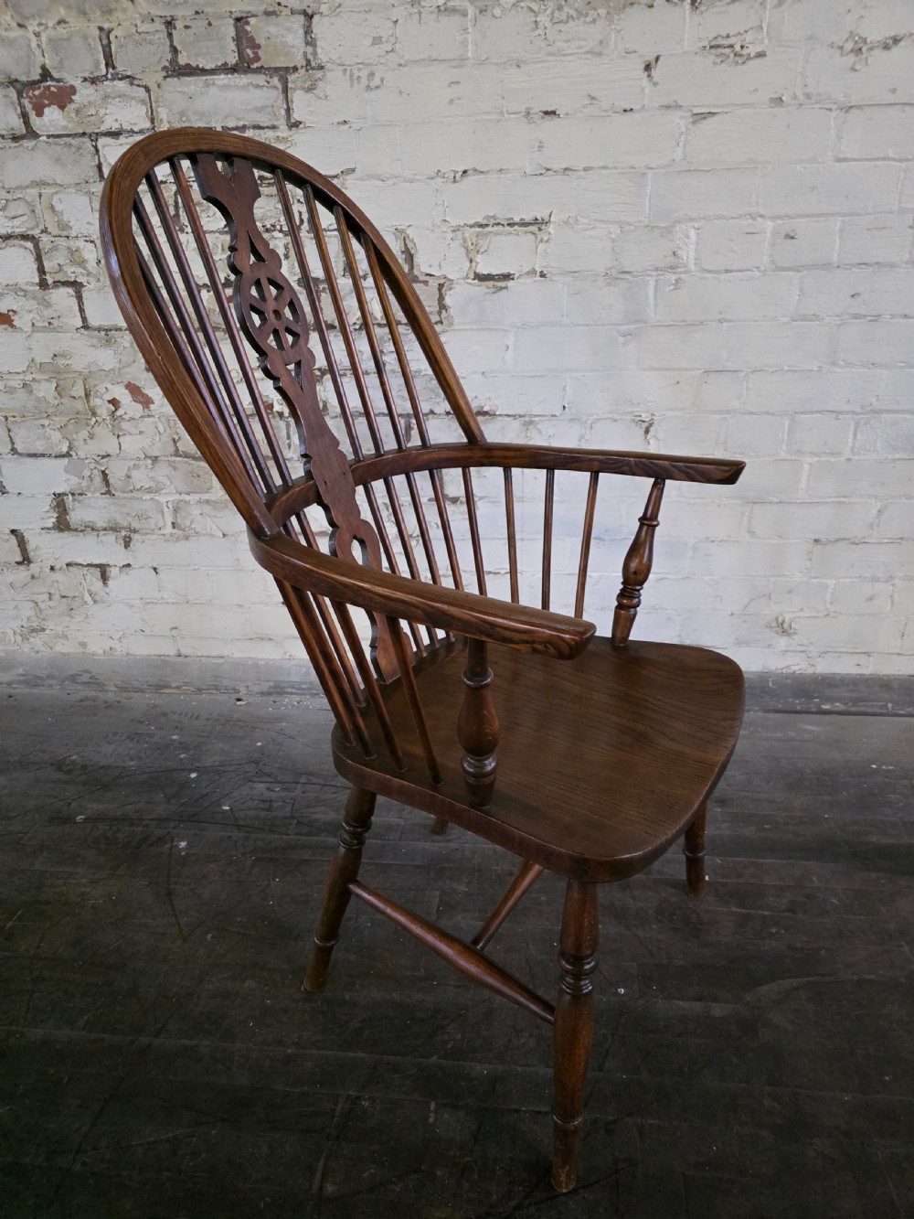 A pair of Antique Elm Ash and Beach High Back Windsor Chairs 1920s.  View IX