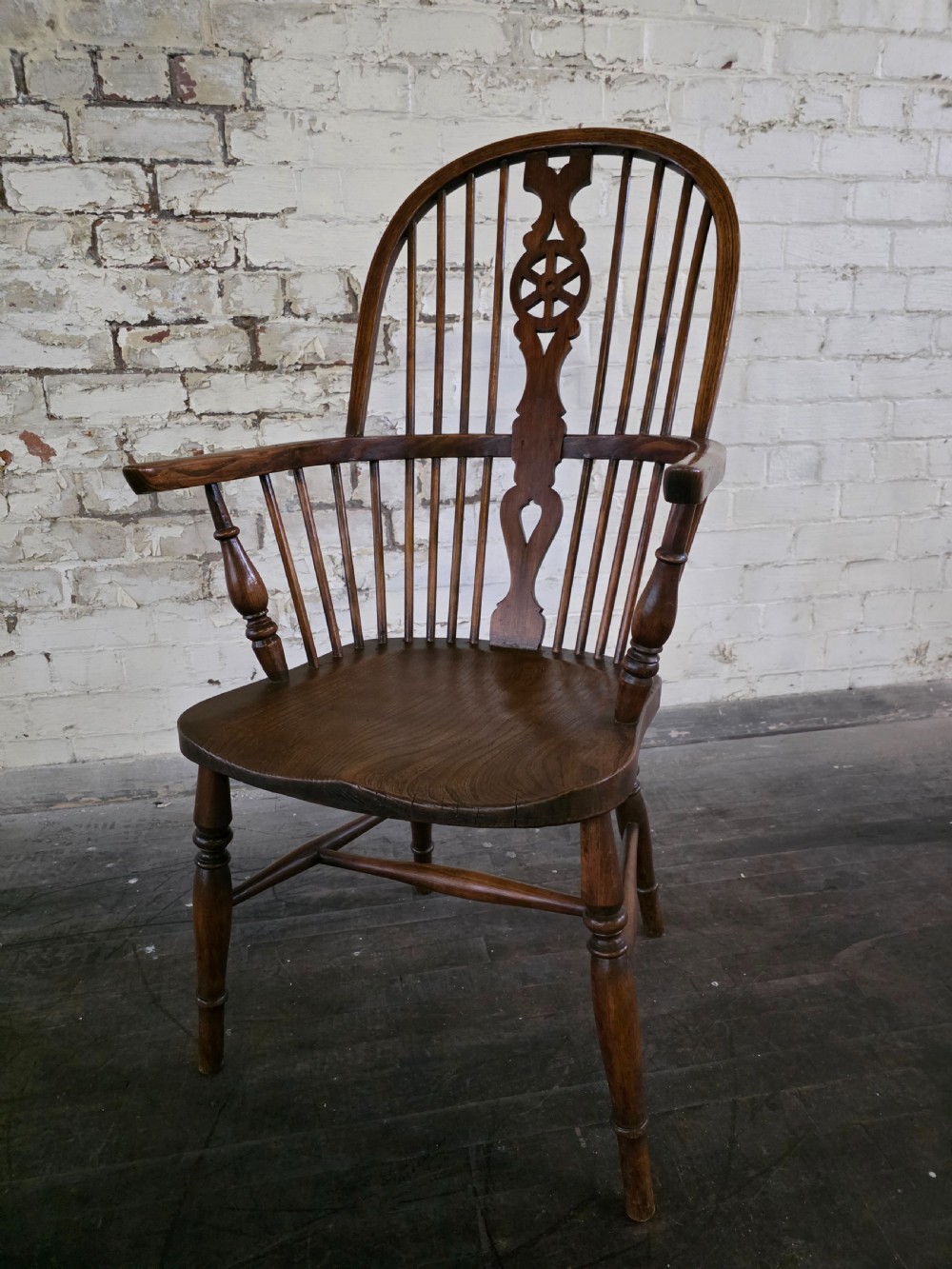 A pair of Antique Elm Ash and Beach High Back Windsor Chairs 1920s.  View XVI
