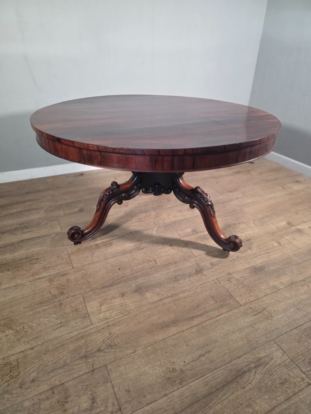 Antique Rosewood Circular Tilt Top Dining Table 1850s. 