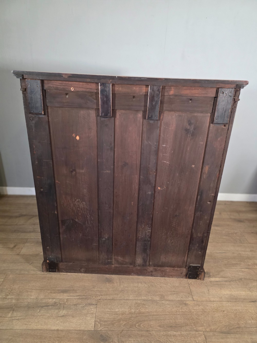 Antique Victorian Walnut Adjustable Openshelf Bookcase 1890s.  View XII