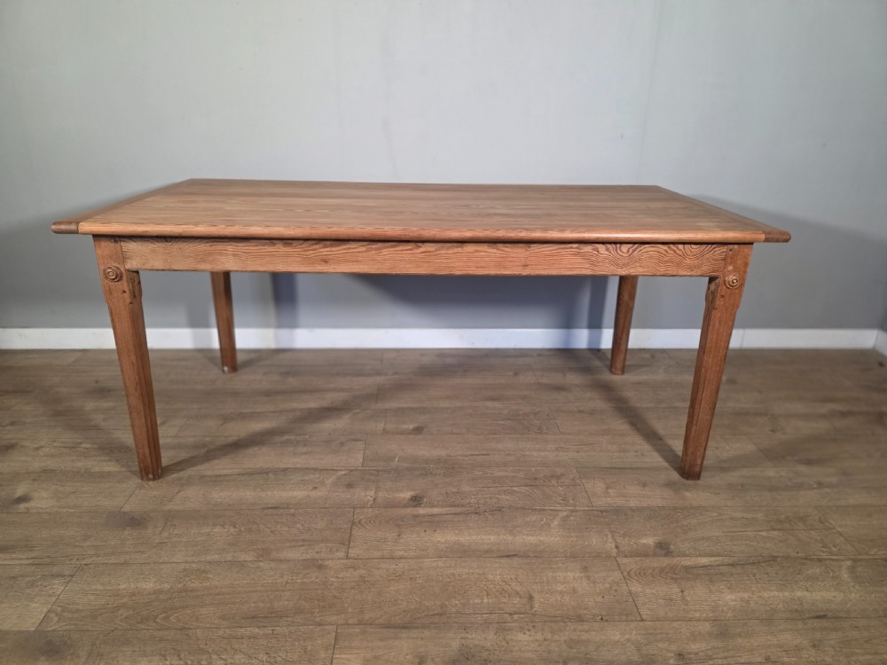 English Pitch Pine Victorian Farmhouse Table 1880s 