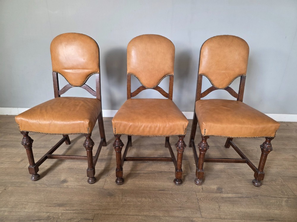 Set of 8 Antique Oak and Leather Dining Chairs  View XVII