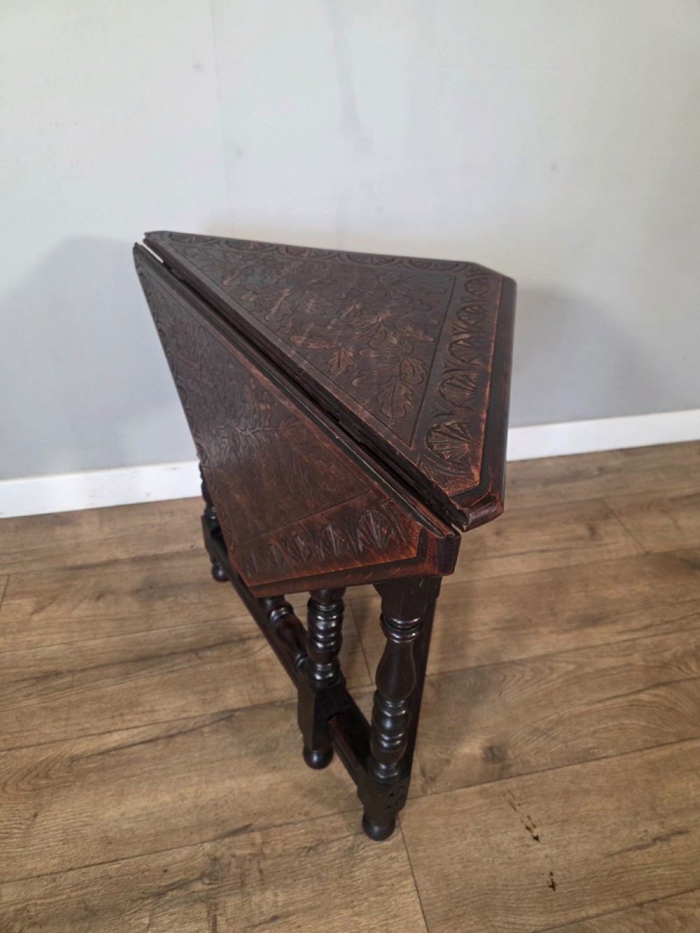 Antique Late Victorian Carved Drop Leaf Corner Side Table 1890s  View IV