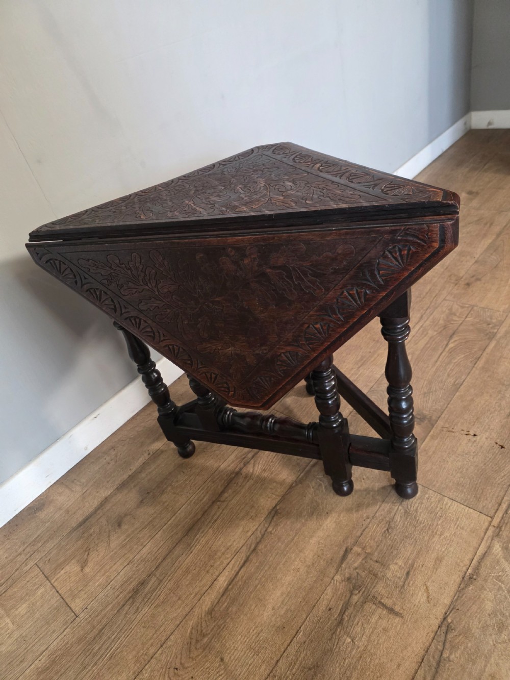 Antique Late Victorian Carved Drop Leaf Corner Side Table 1890s  View VI