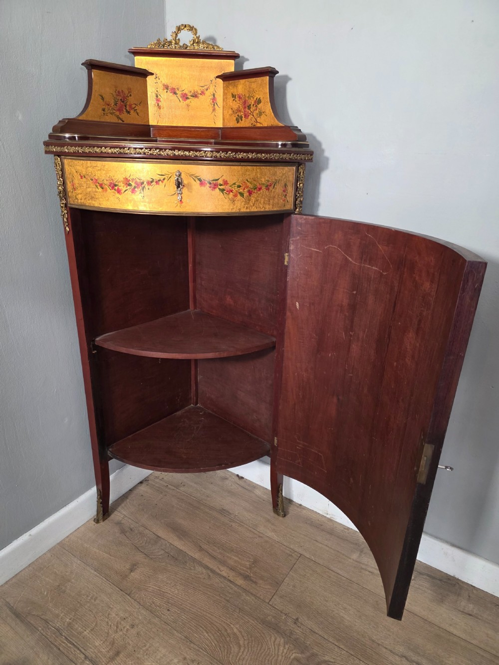 Antique French Vernis Style Martin Style Corner Cupboard 1900s  View XI
