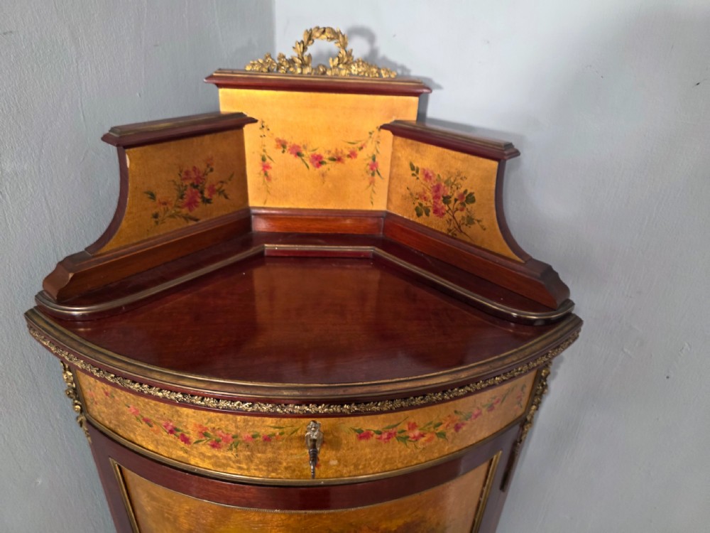 Antique French Vernis Style Martin Style Corner Cupboard 1900s  View XIV