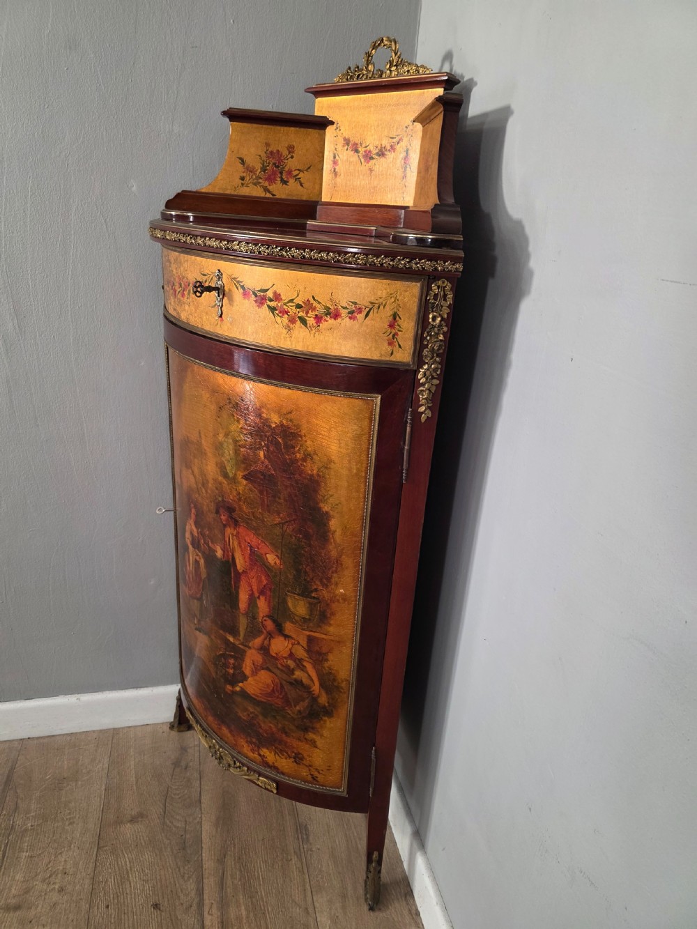 Antique French Vernis Style Martin Style Corner Cupboard 1900s  View XV