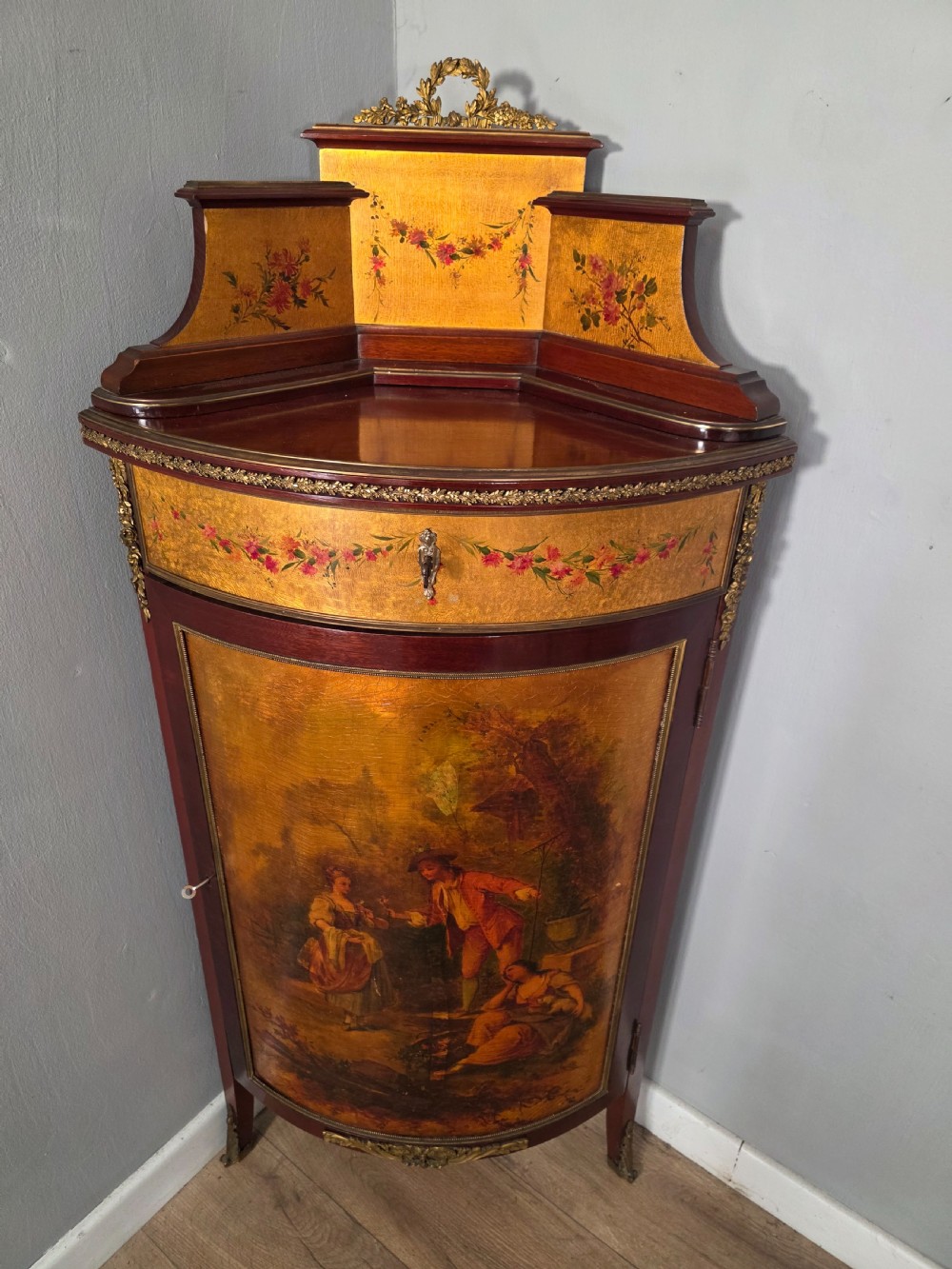 Antique French Vernis Style Martin Style Corner Cupboard 1900s  View XVII