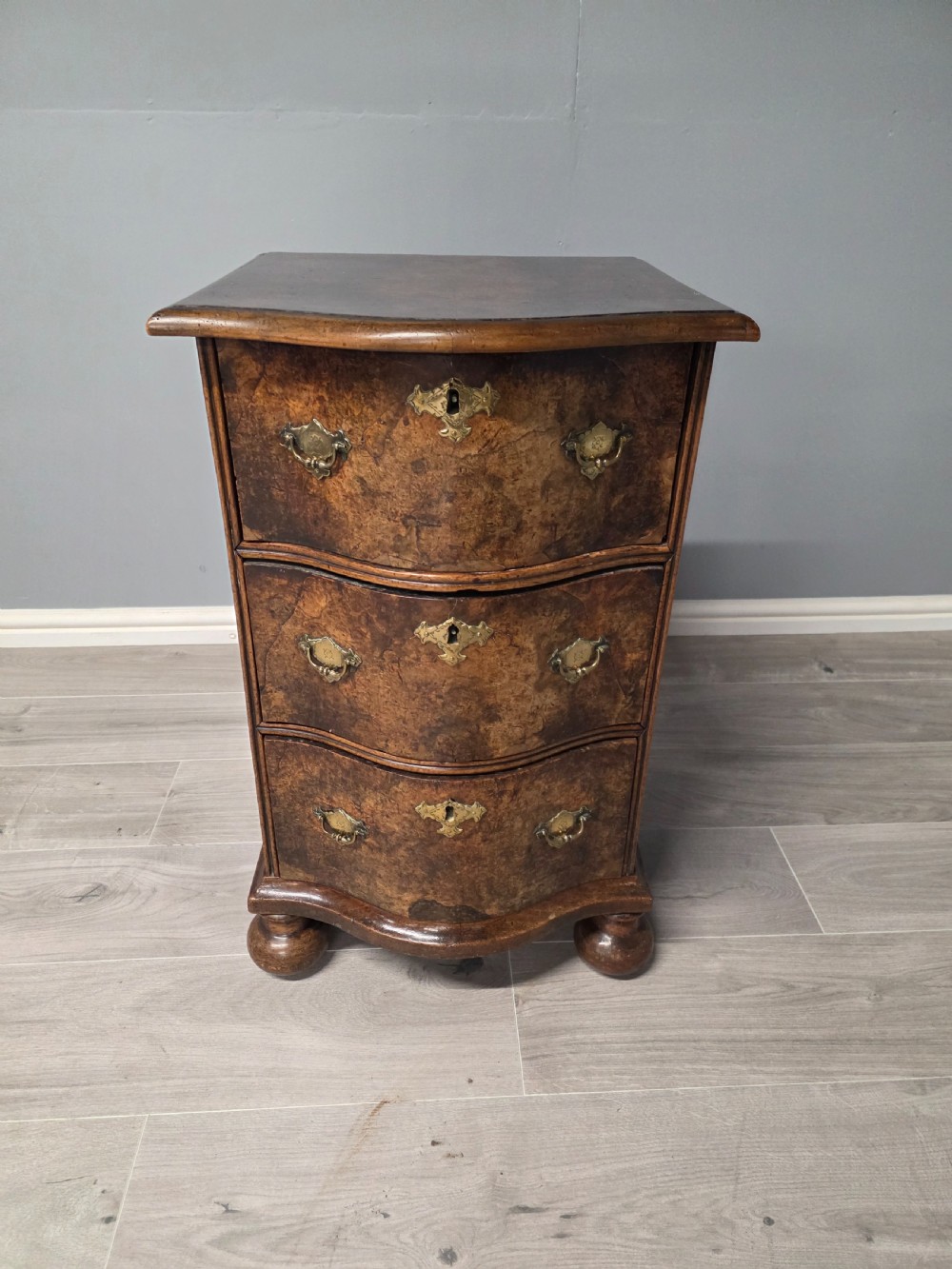 Antique Burr walnut 18th Century Chest of Drawers  View II