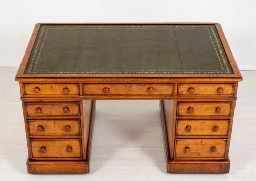fig 1. Victorian Oak pedestal Desk