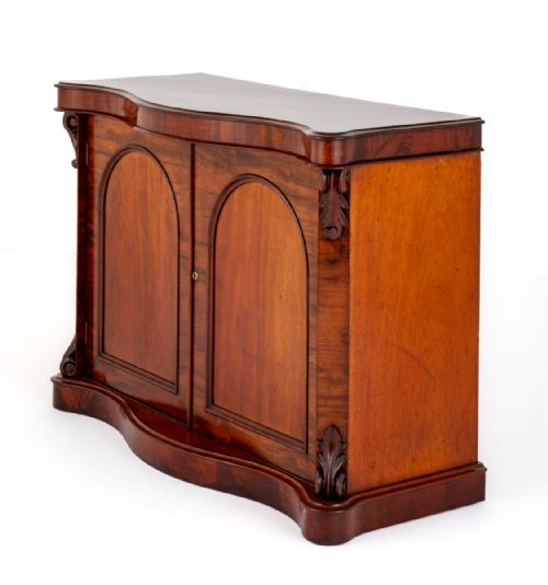 Victorian Mahogany 2 Door Side Cabinet.