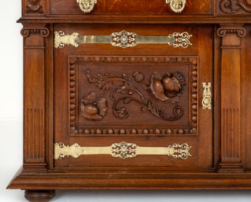 OUTSTANDING OAK ARTS AND CRAFTS SIDE CABINET - ADDITIONAL PHOTO 8