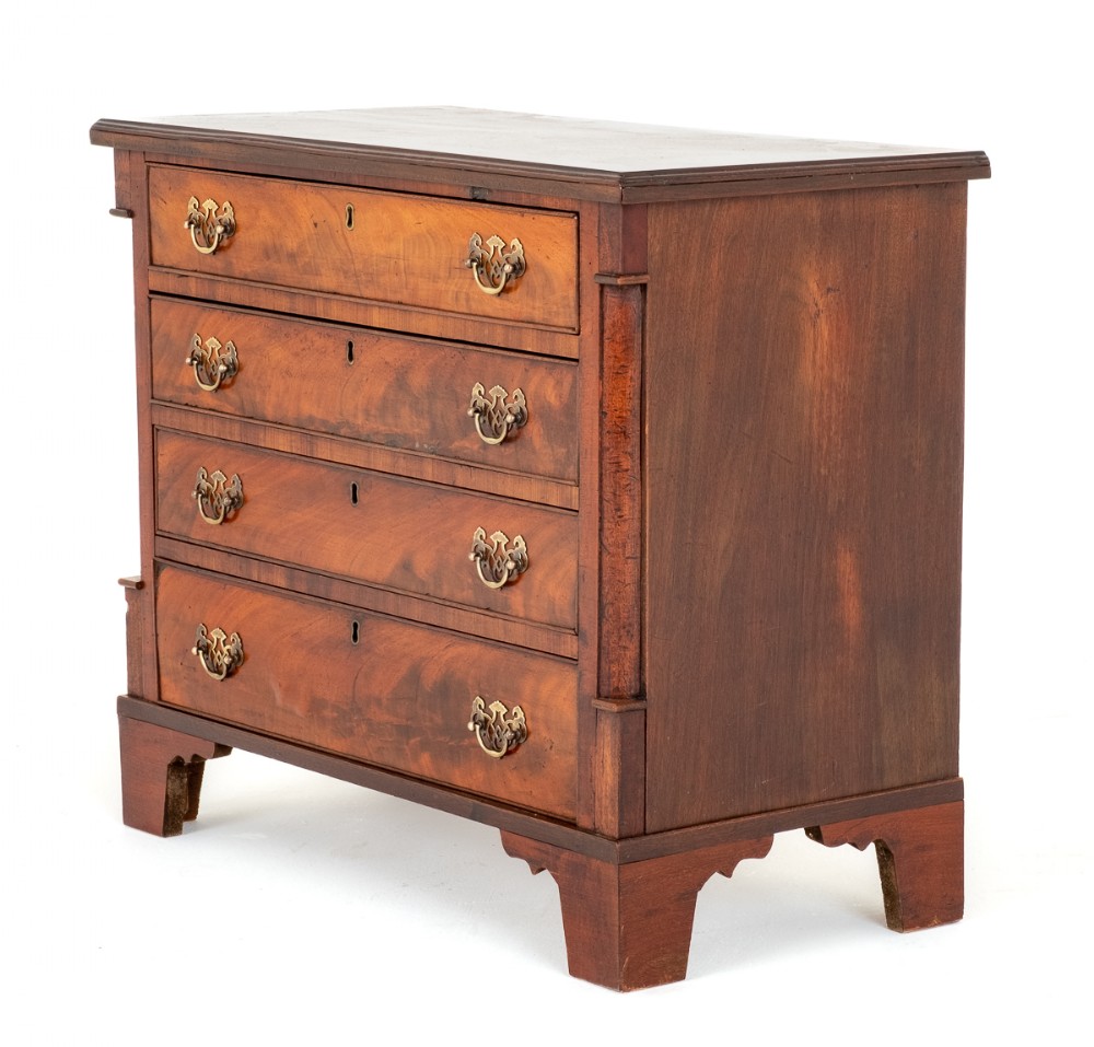 Georgian Revival Mahogany Chest of Drawers