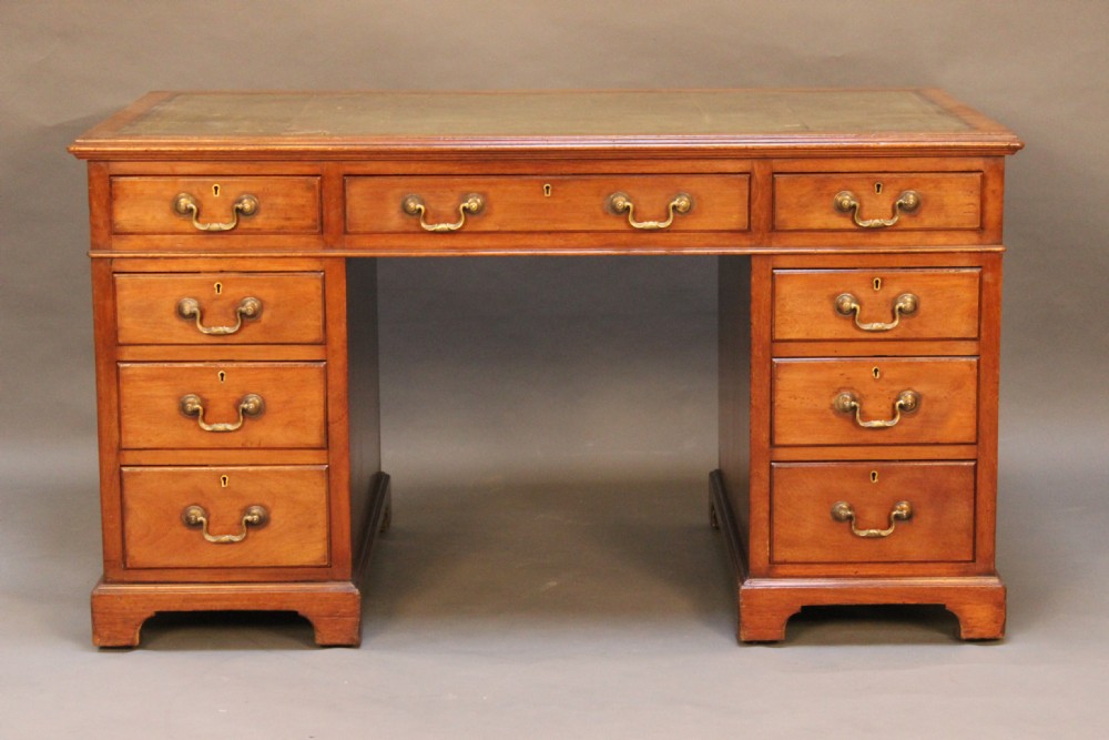 19thc.  Mahogany Pedestal Desk