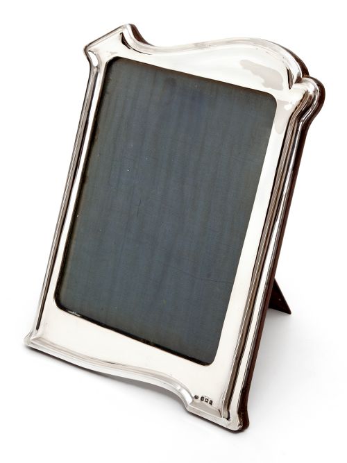 large art nouveau style silver photo picture frame - CATEGORY: ANTIQUE SILVER - DATED 1920