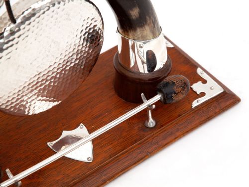 COW HORN AND OAK DECORATIVE GONG WITH SILVER PLATED CORNERS - ADDITIONAL PHOTO 3