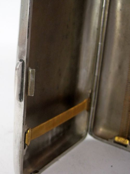 STYLISH RECTANGULAR ANTIQUE SILVER CIGAR POCKET CASE - ADDITIONAL PHOTO 3