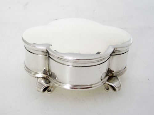 edwardian elkington co oval silver jewellery box with a hinged lid - CATEGORY: ANTIQUE BOXES - DATED 1900