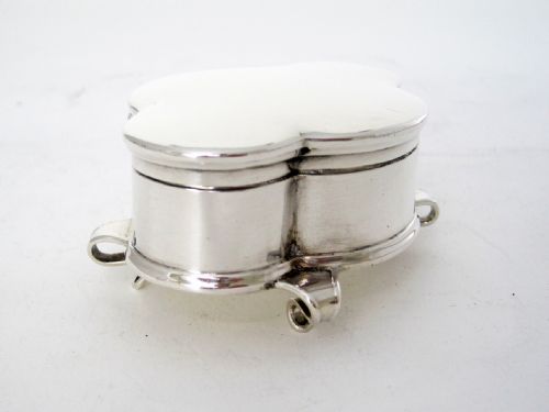 EDWARDIAN ELKINGTON CO OVAL SILVER JEWELLERY BOX WITH A HINGED LID - ADDITIONAL PHOTO 1