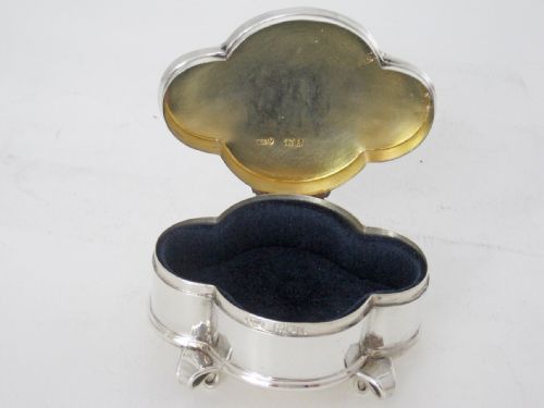 EDWARDIAN ELKINGTON CO OVAL SILVER JEWELLERY BOX WITH A HINGED LID - ADDITIONAL PHOTO 4