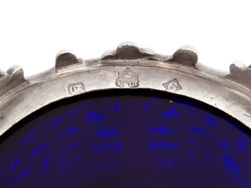 PAIR OF ELKINGTON CO SILVER PLATED SALTS WITH BLUE GLASS LINERS - ADDITIONAL PHOTO 5