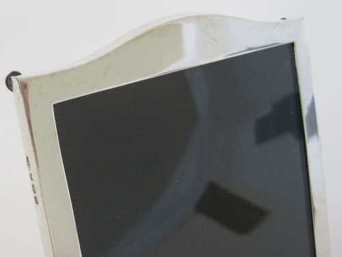 SMART SILVER PHOTO PICTURE FRAME WITH SERPENTINE SHAPED TOP - ADDITIONAL PHOTO 1