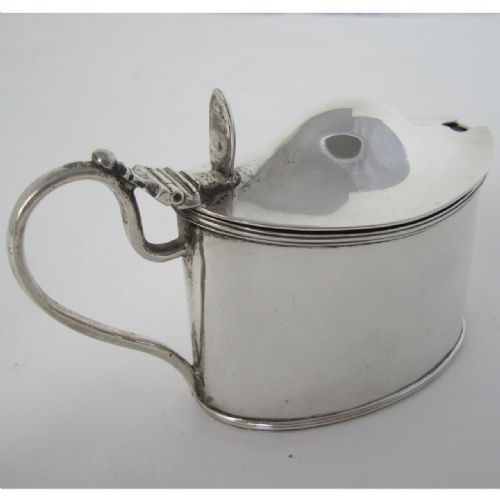 ELEGANT VICTORIAN SILVER MUSTARD POT WITH BLUE GLASS LINER - ADDITIONAL PHOTO 2