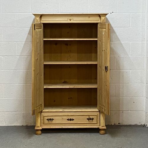 fig 1. ATTRACTIVE ANTIQUE PINE HALL CUPBOARD