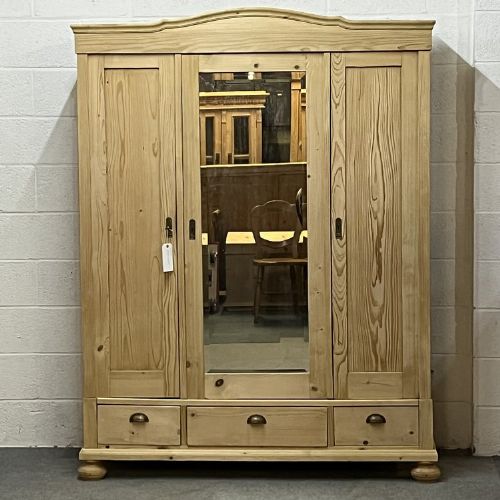 Late 1920'S Triple Pine Wardrobe (Dismantles)
