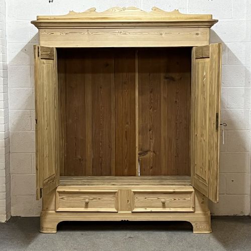 fig 1. LARGE CONTINENTAL PINE DOUBLE WARDROBE C.1900