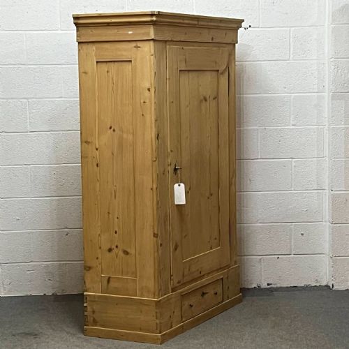 fig 2. Single Door Antique Pine Wardrobe (Dismantles)