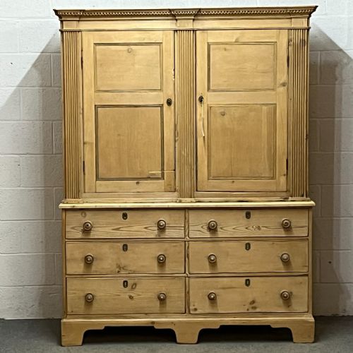 Magnificent Large Georgian Pine Linen Press with 6 Drawers
