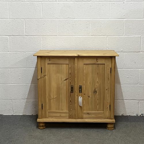 Small Antique Pine Cupboard with 2 Internal Drawers