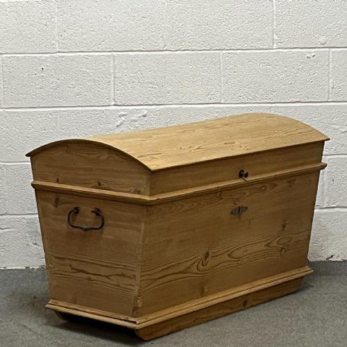 Antique Pine Dome Top Blanket Chest